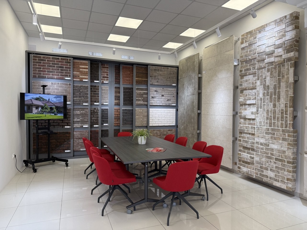 Шоурум Славдом Российская