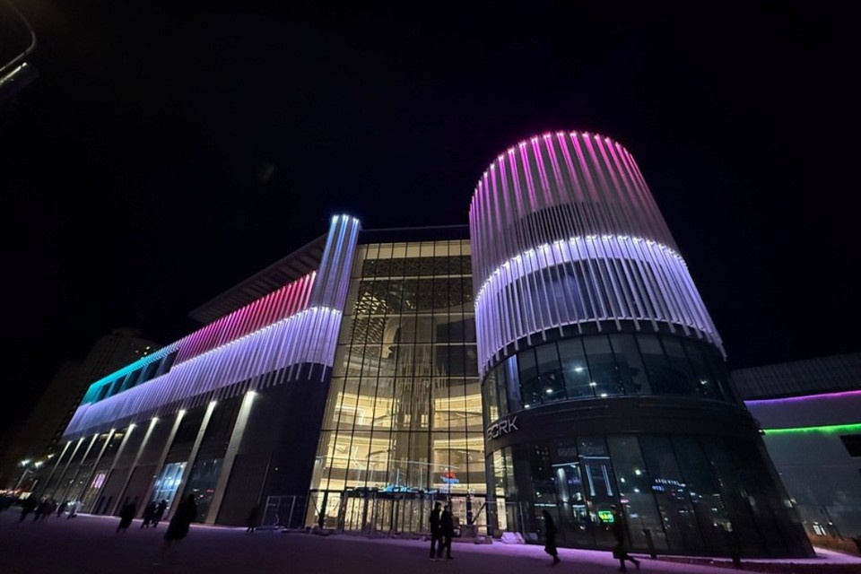    Изначально его планировали открыть 27 ноября. Фото: t.me/trkhollywood