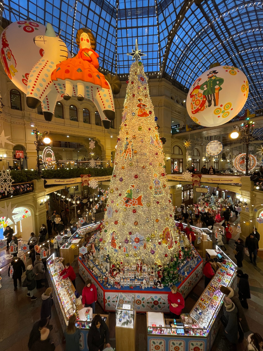 Ёлка и новогодняя ярмарка в ГУМе