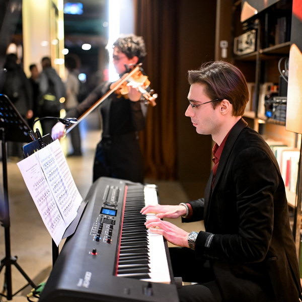     За кулисами реквиема: как записывался последний проект Эдуарда Артемьева