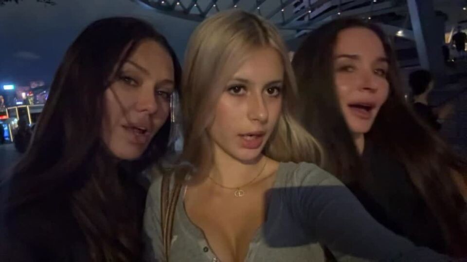    Виктория Боня с дочерью Анджелиной Смерфит. Источник: @victoriabonya*