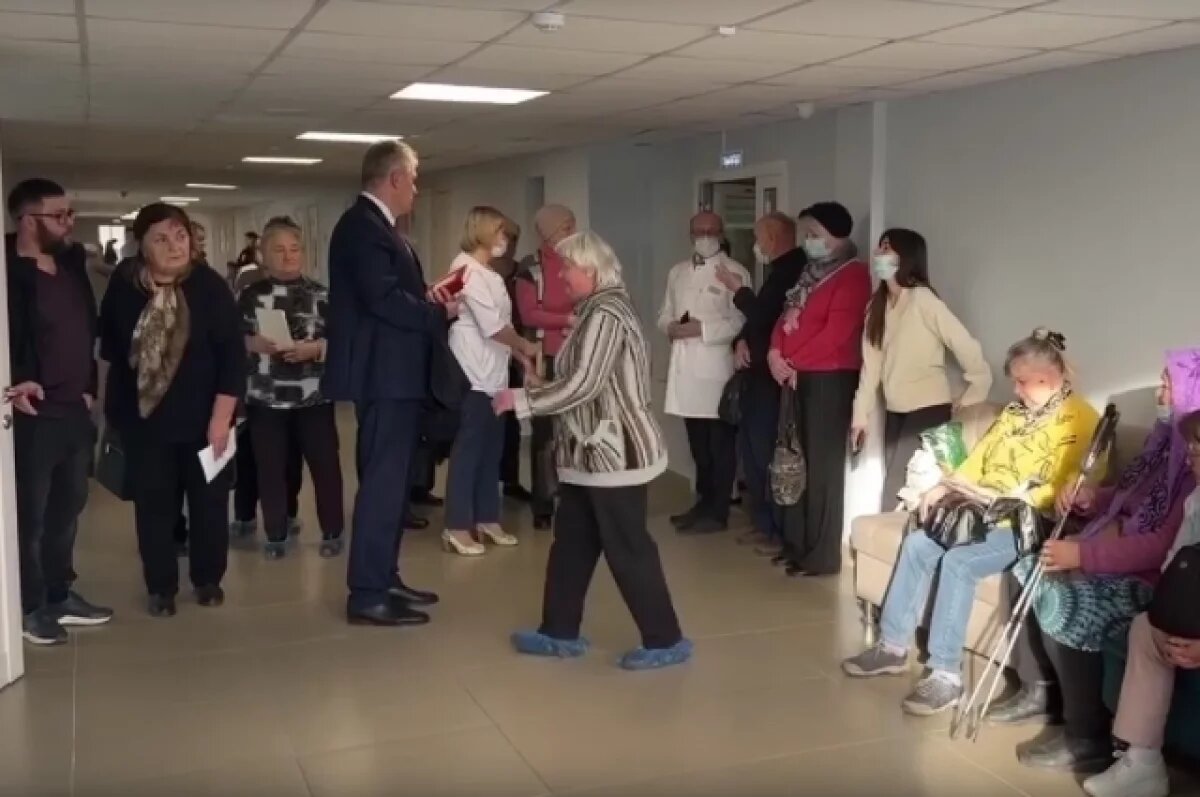    4 терапевта на 25 участков.