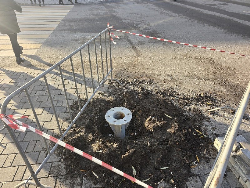 На улице появится 11 новых опор освещения