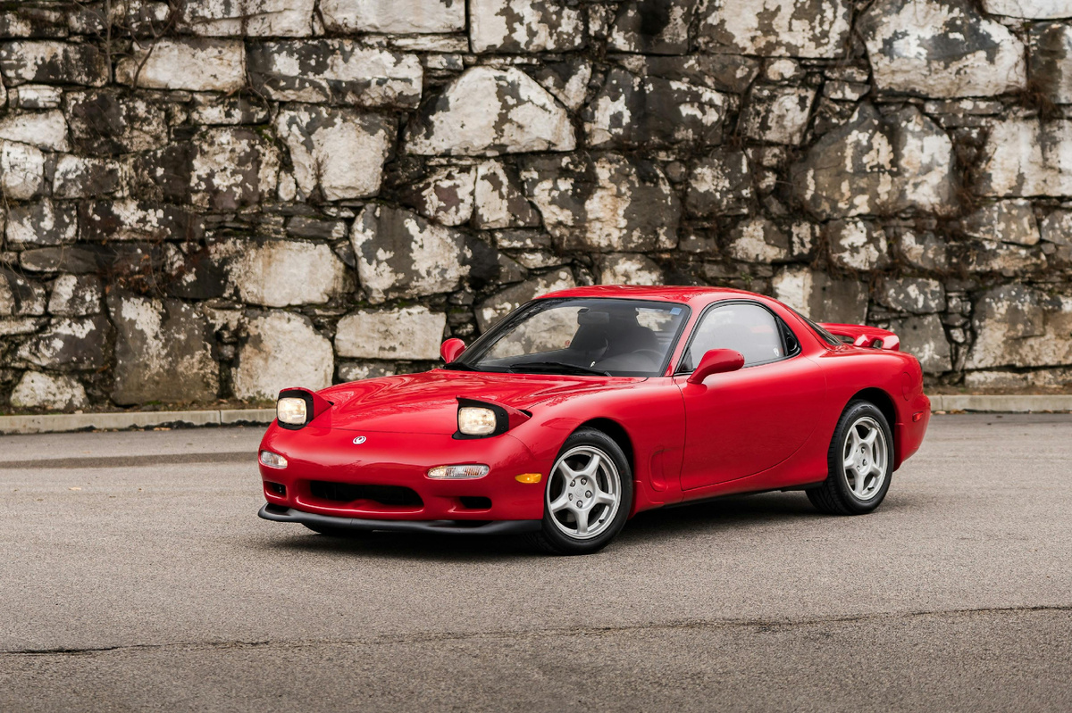 Mazda RX-7 1993 - Нетронутый оригинал