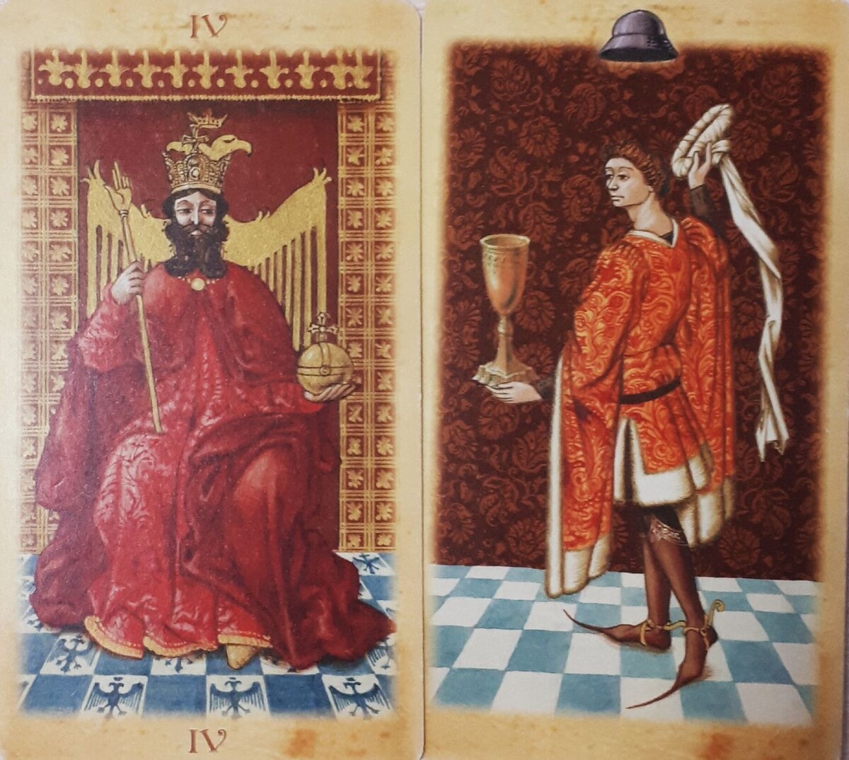 Фото автора статьи 25.11.2025г. Колода "Средневековое таро"