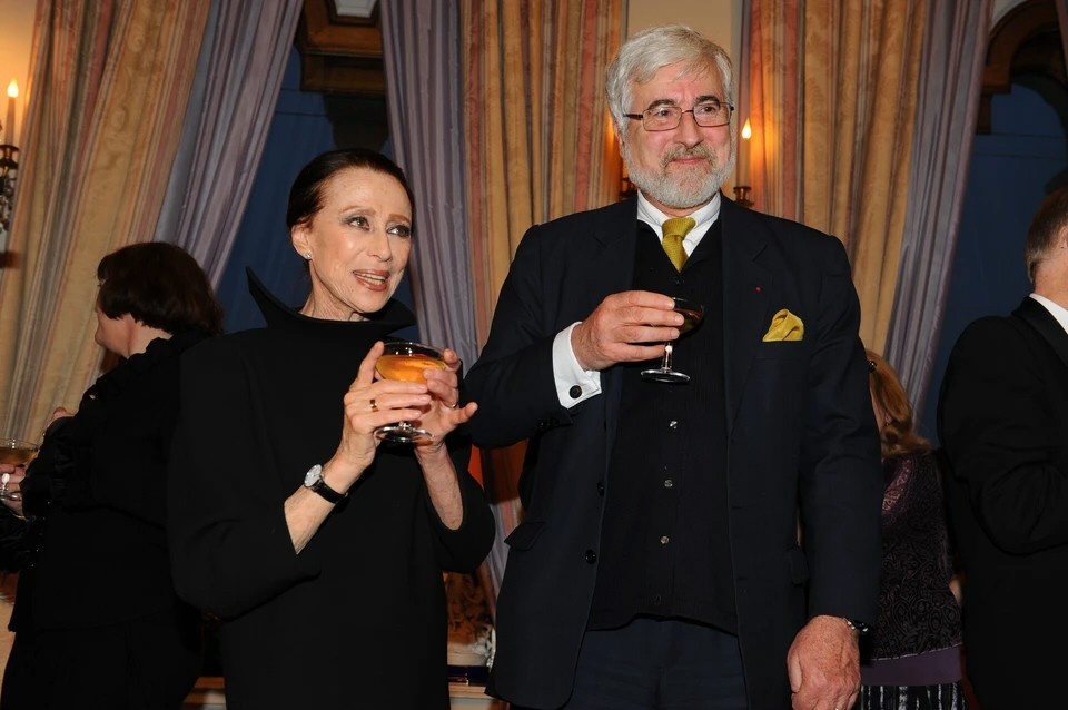    Прах композитора Родиона Щедрина и балерины Майи Плисецкой развеяли над Окой Людмила СТРИЖНОВА-ВЫСОТСКАЯ