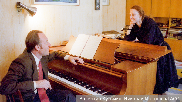     Фото: Валентин Кузьмин, Николай Малышев/ТАСС   
 Текст: Дарья Григоренко