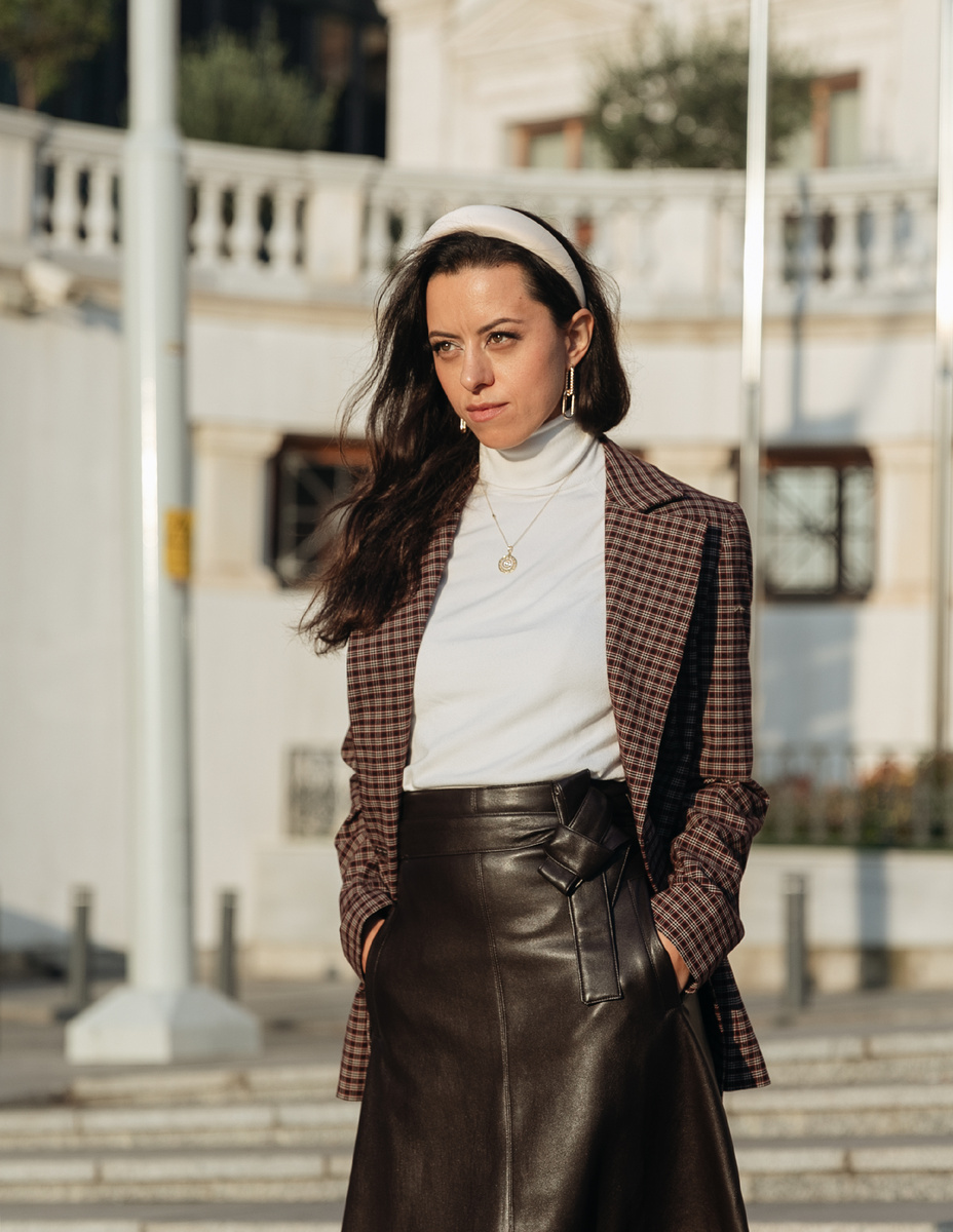 Марина Акайдын | Адвокат в Турции