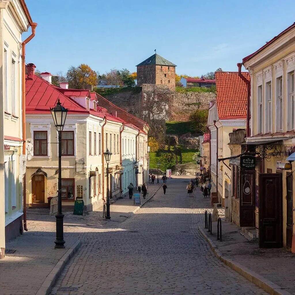 По древнему и загадочному Выборгу. 