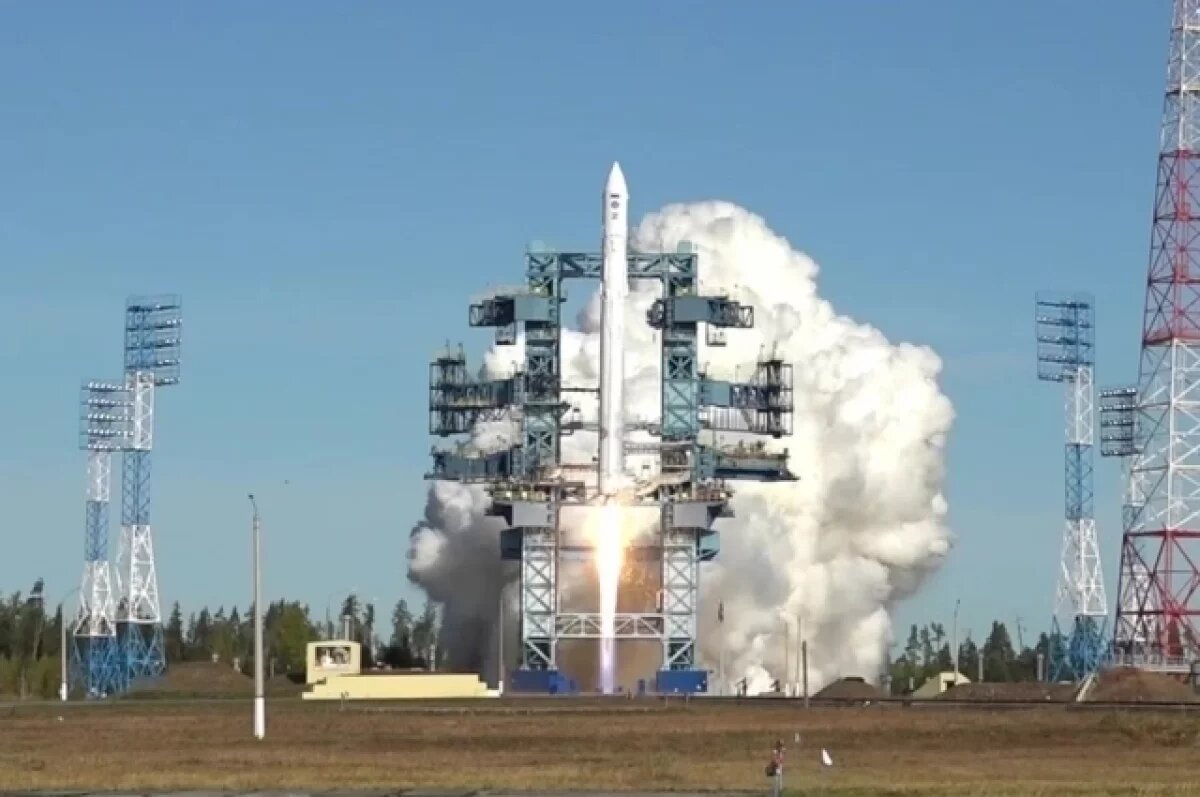    Ракету «Ангара-1.2» с военными спутниками запустили с космодрома Плесецк