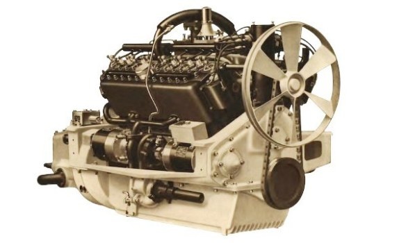 В мае 1915 года компания Packard представила самый плавный автомобильный двигатель в мире — 12-цилиндровый Twin Six.