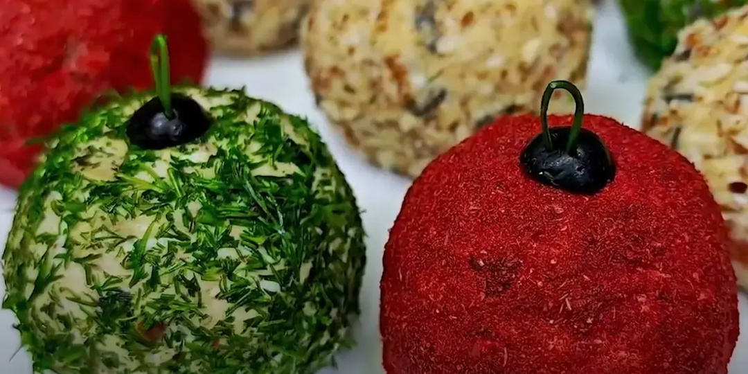 Главный хит стола-2026: салат «Ёлочный шар», от которого гости ахнут