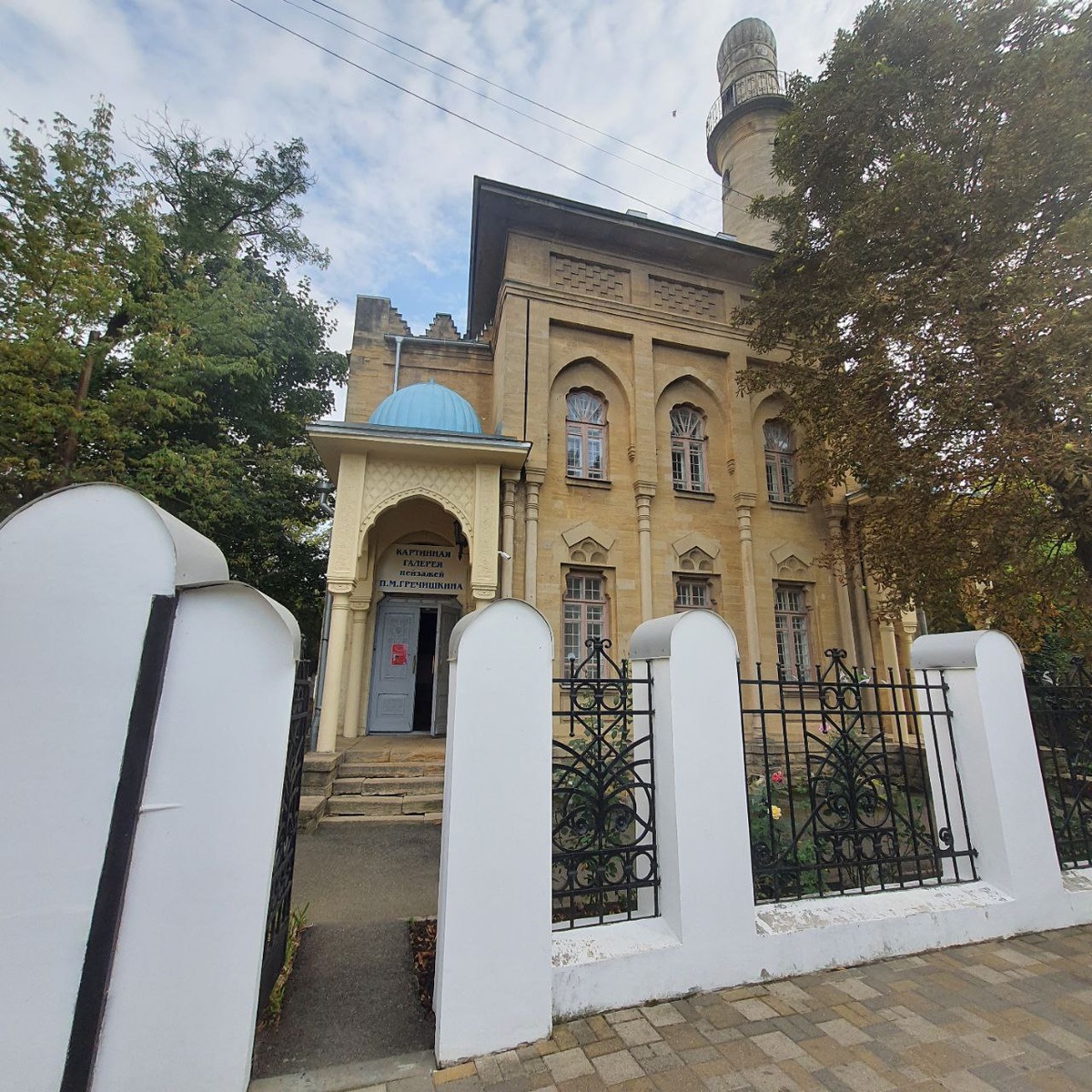 Галерея Гречишкина — уникальное культурное пространство в здании бывшей мечети, архитектурный символ Ставрополя