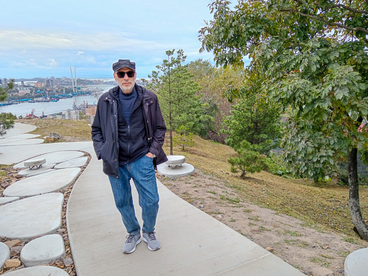 ©Михаил Лекс (Владивосток, вид с Нагорного парка)