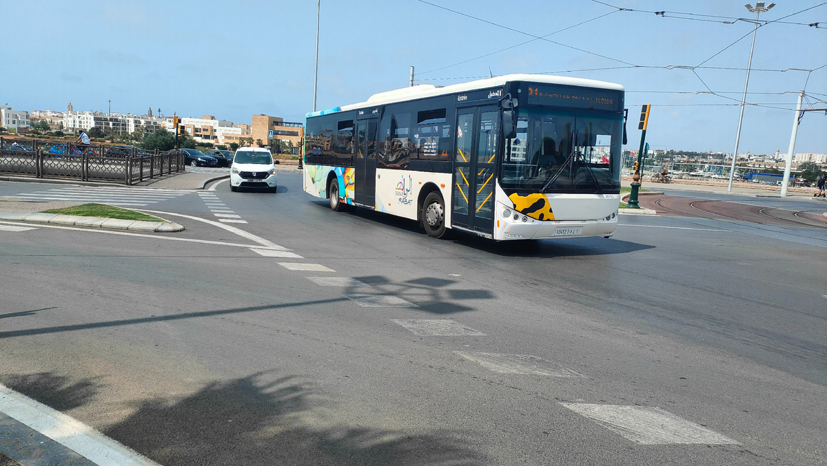 г. Рабат, Avenue Hassan II, автобус Higer KLQ6129GQ2, маршрут № 21