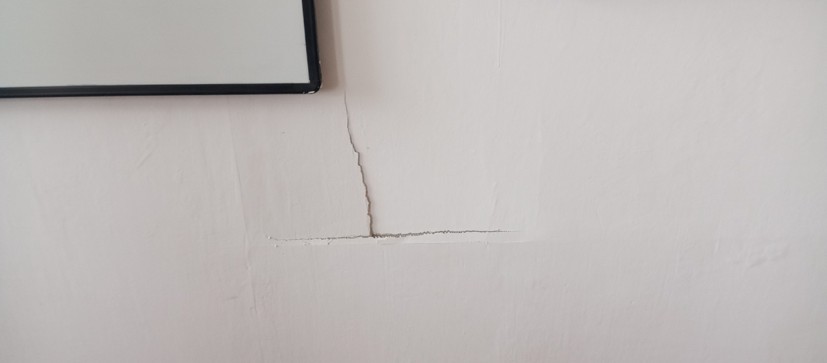 Вот собственно сам пролом