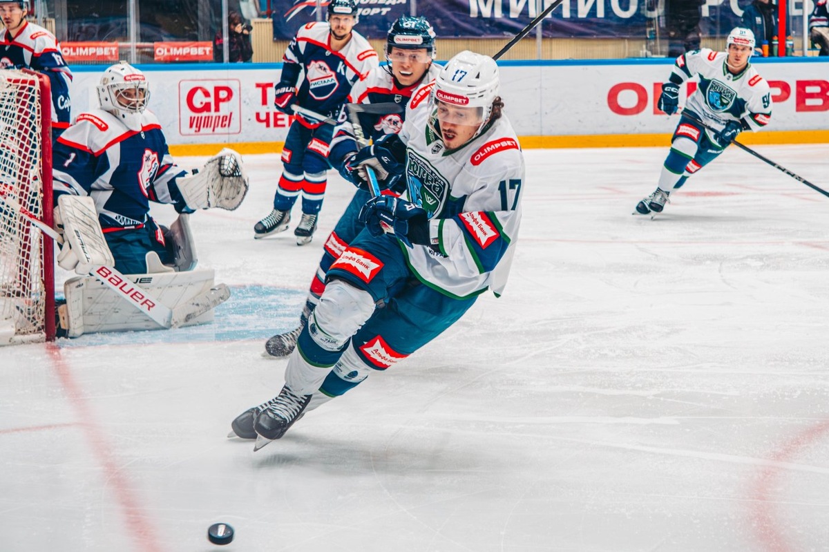    «Югра» в Саратове одержала победу над «Кристаллом» в чемпионате ВХЛ