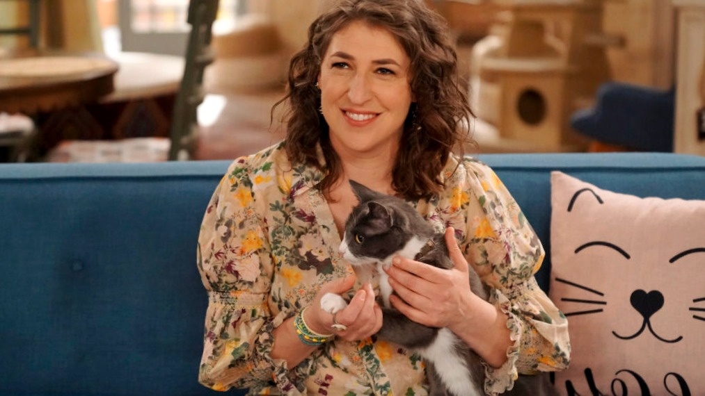 кадр из сериала "Зовите меня Кэт"