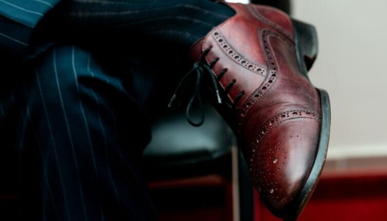    Чем чистят сапоги и при чем тут сельскохозяйственные вредители? Фото: Jozsef Hocza on Unsplash