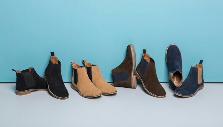    Как ухаживать за замшевой обувью? Фото: Rydale Clothing on Unsplash
