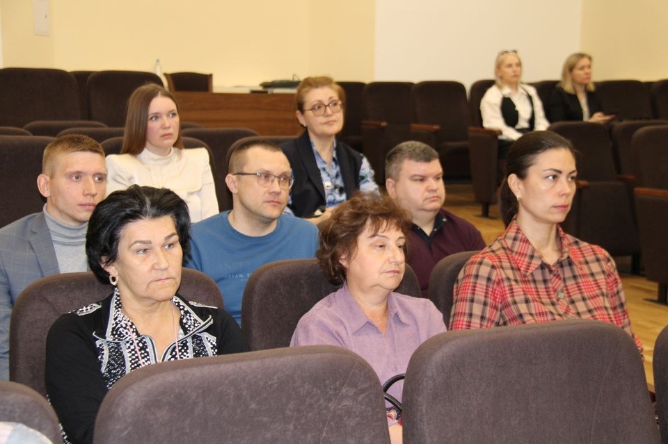    Дольщики ЖК "Поколение". Фото из телеграм-канала Александра Авдеева.