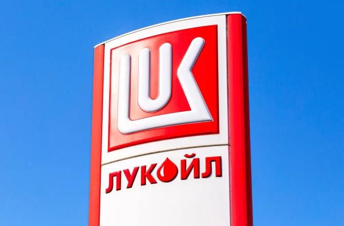 Обложка © Shutterstock / FOTODOM / FotograFFF