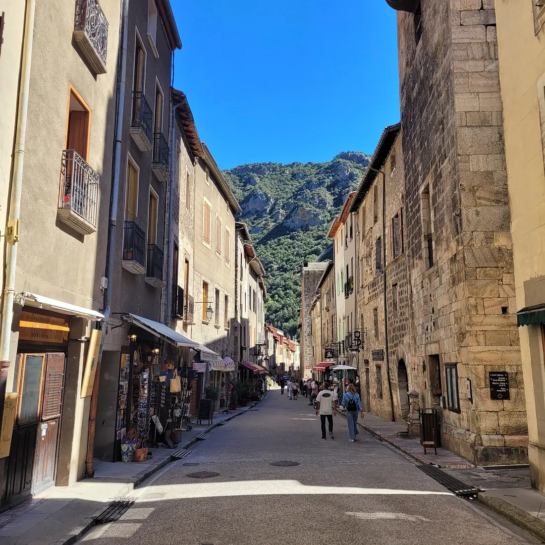 Вильфранш-де-Конфлан, Франция.