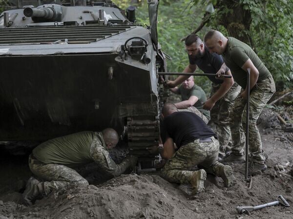    © AP Photo / Oleg Petrasiuk/Ukrainian 24th Mechanised Brigade via AP