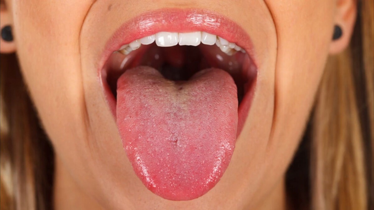 Почему Утром у Многих Горчит во Рту — Ответ, Который Никому не Нравится