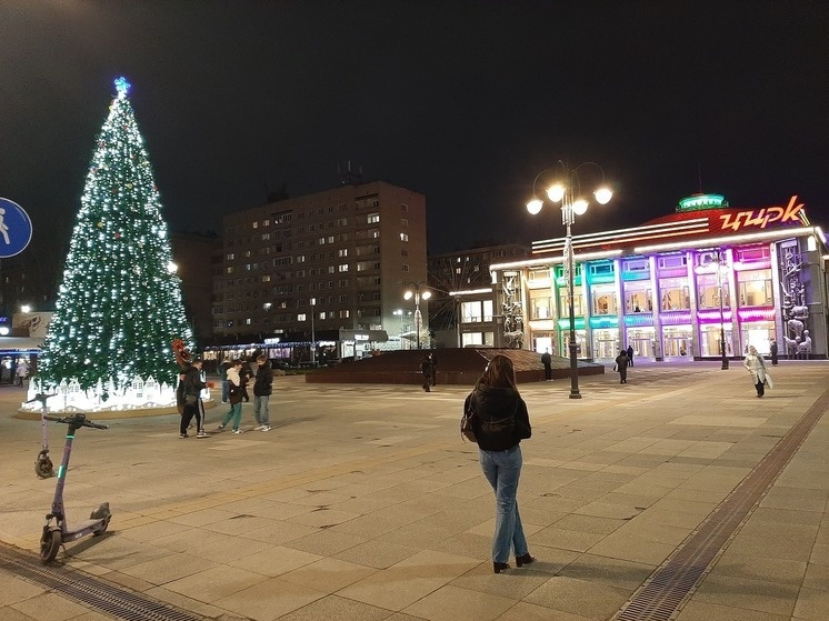     Ноябрьский Новый год в Саратове. Фото: Евгений Кузнецов