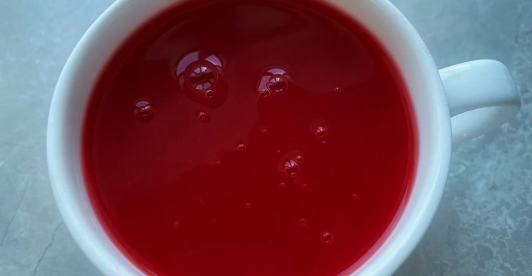 И сегодня я хочу рассказать вам, почему этот скромный русский десерт на самом деле гениален.
