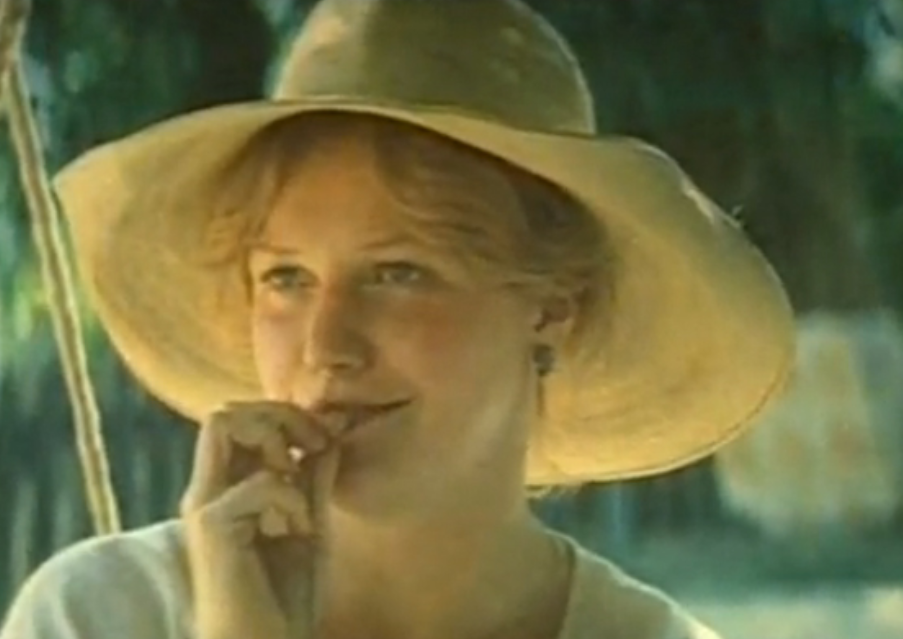 Кадр из фильма. Елена Проклова