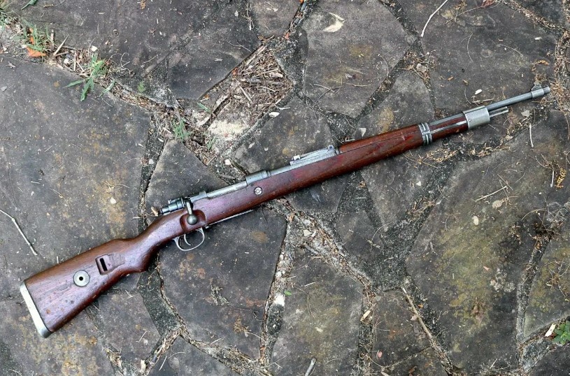 Mauser Karabiner 98k служила стандартной винтовкой немецких войск на протяжении всей Второй мировой войны.