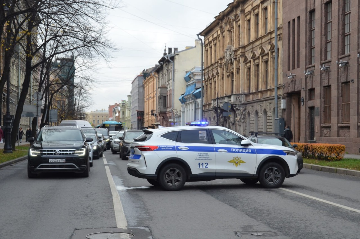 Восьмиклассник пронес газовый баллончик в гимназию, пострадали дети.  Фото: Фото: ФедералПресс / Татьяна Буторина