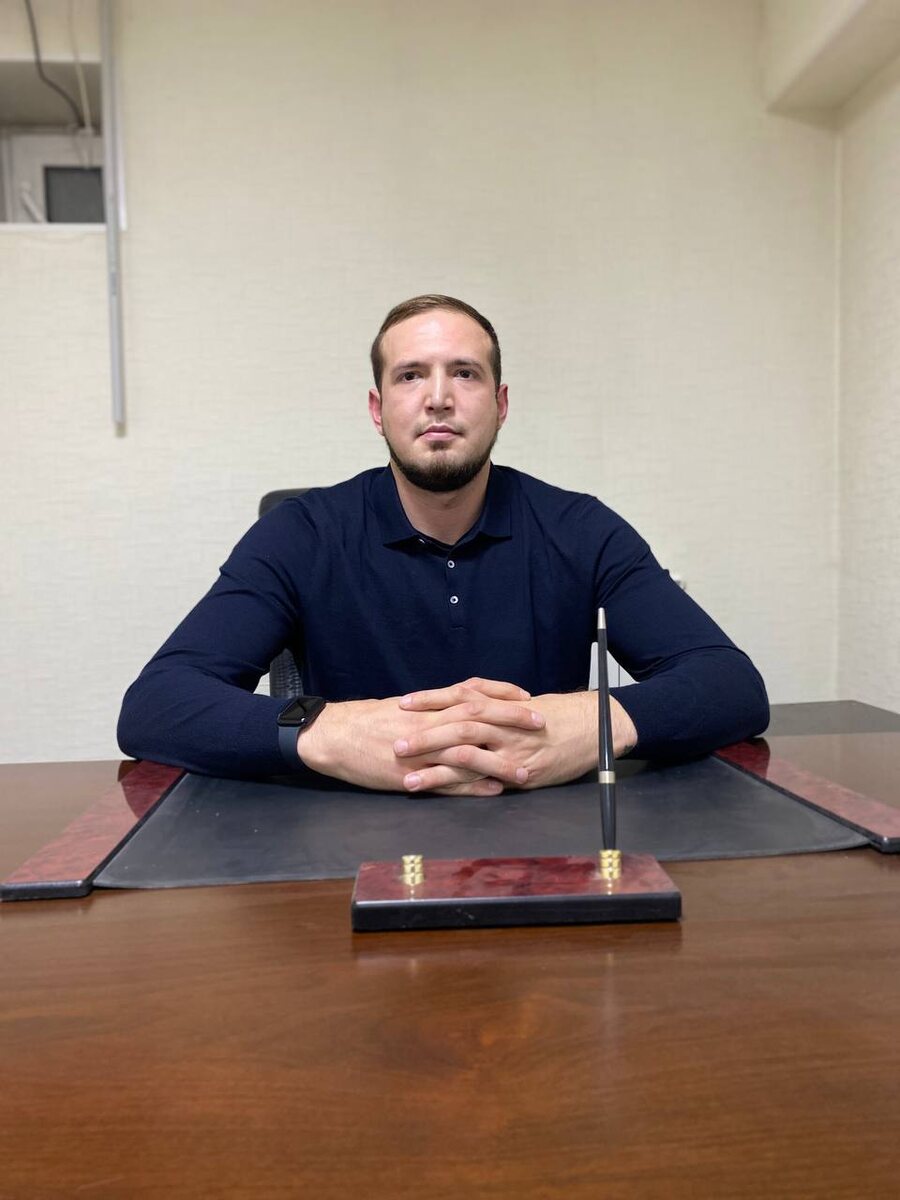 Максим трезвый пять лет и работает в РЦ «Верный шаг»