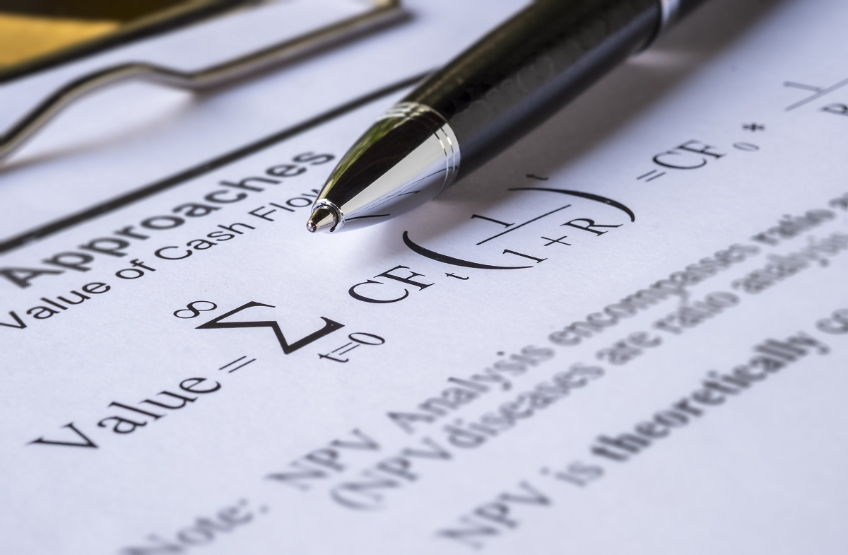 Shutterstock📷Если NPV больше нуля, значит проект выгодный и инвестировать в него целесообразно