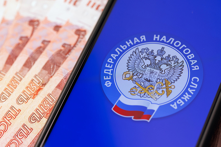    По общей сумме налоговых и неналоговых доходов консолидированного бюджета Татарстан обогнал Свердловскую область, которой уступал годом ранее, и занял 5-е место среди всех субъектов РФ и 1-е в ПФО.   
Фото: «БИЗНЕС Online»