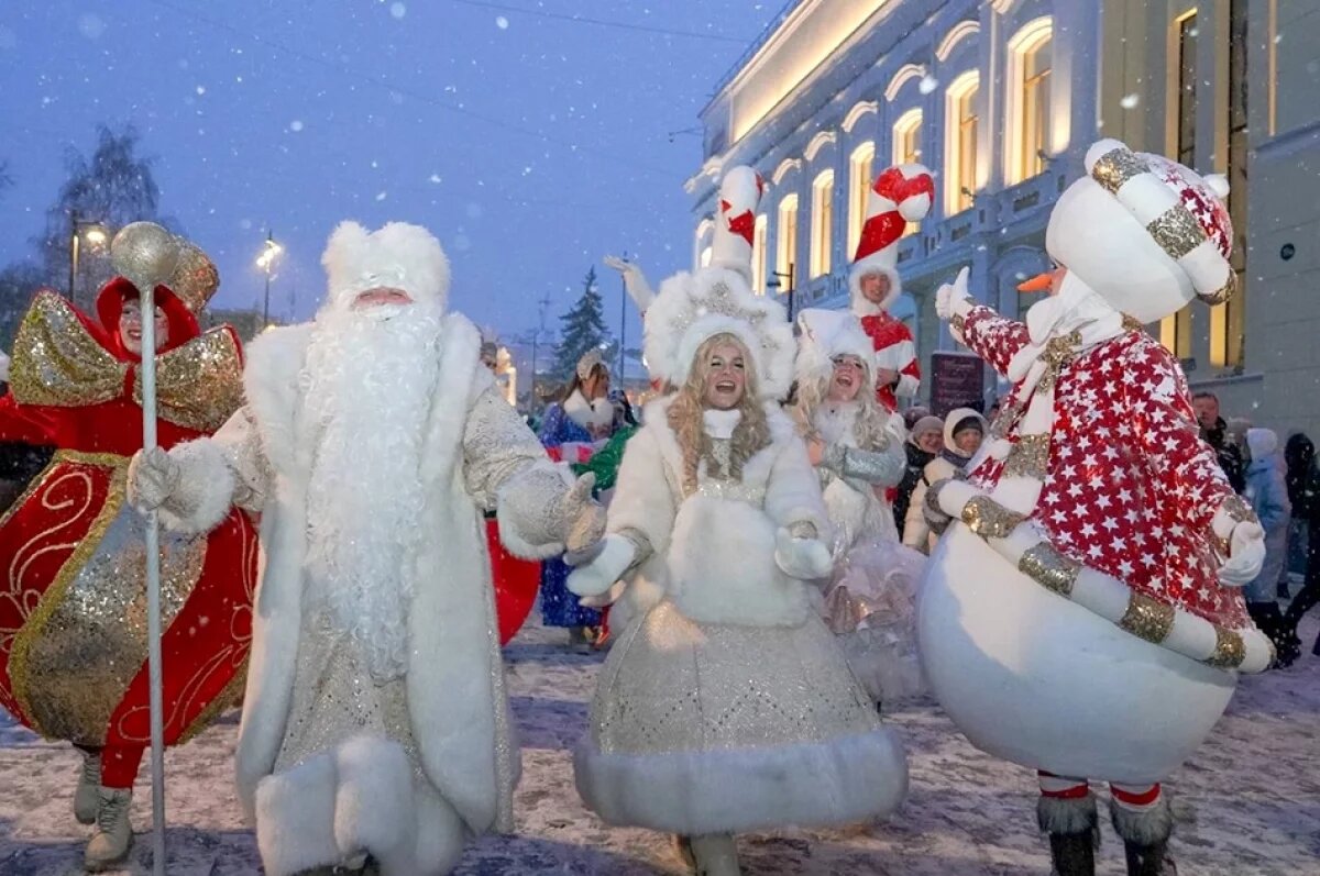    Ёлки, парки, дискотеки.