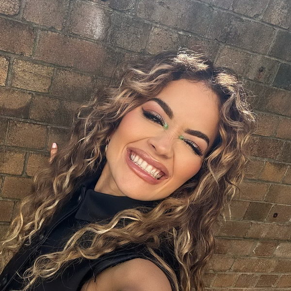     Сегодня 35 лет Рите Оре