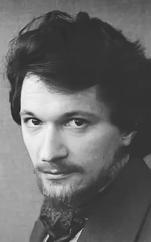 Фото: Андрей в молодости 