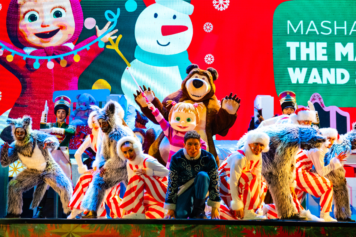 Зимняя встреча с Машей и Медведем