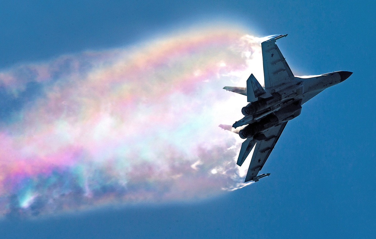    Истребитель Су-35  Марина Лысцева/ТАСС