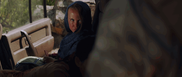 Кадр из кинофильма "Уцелевший".