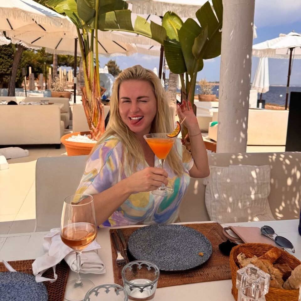    Анна Семенович и Денис Шреер. Источник: @ann_semenovich*