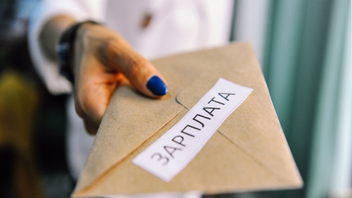    В Госдуме связали дефицит бюджета фонда ОМС с теневой занятостью россиян