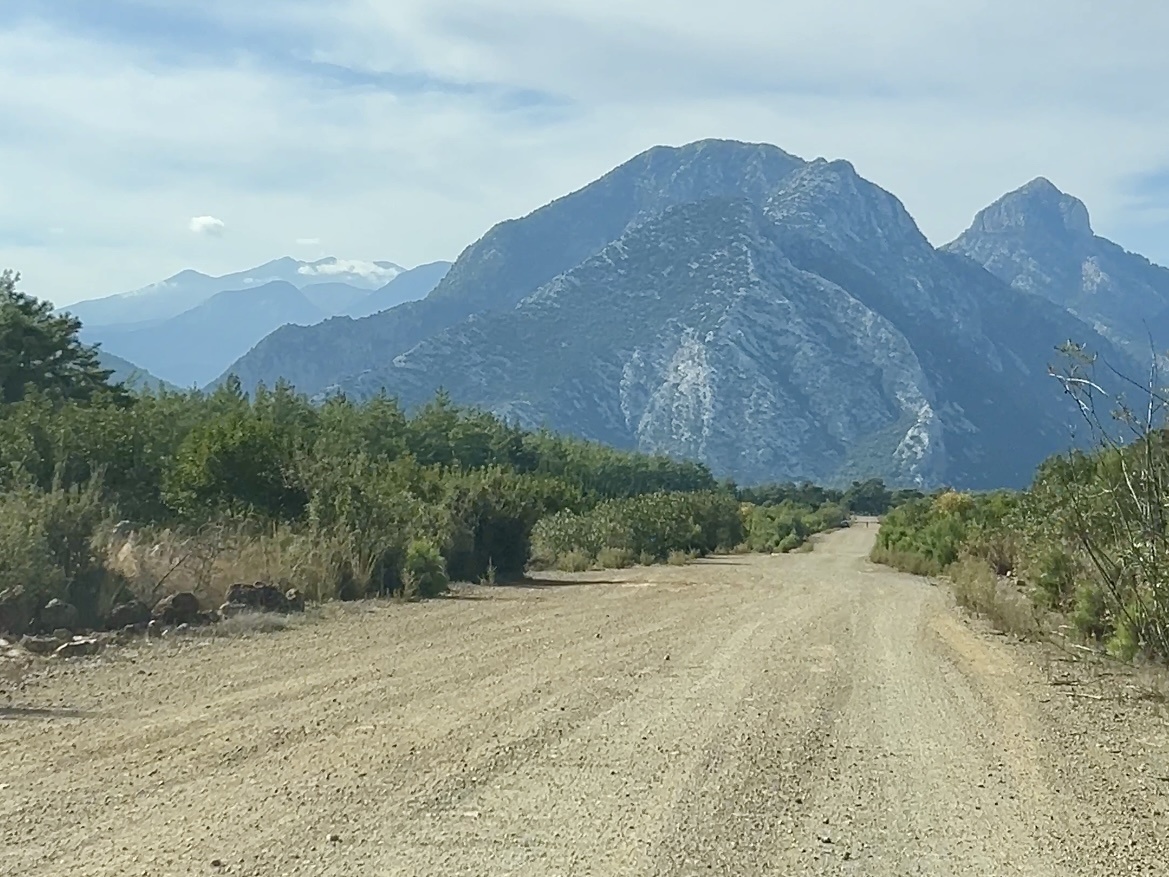 Дорога к каньону Гювер.