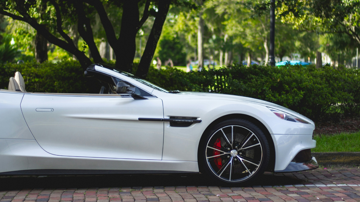     Andrew Pons/Unsplash