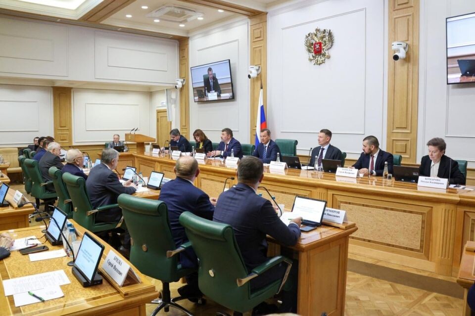    В Совете Федерации обсудили вопрос золотодобычи в Алтайском крае. Источник: t.me/natalya_kuvshinova