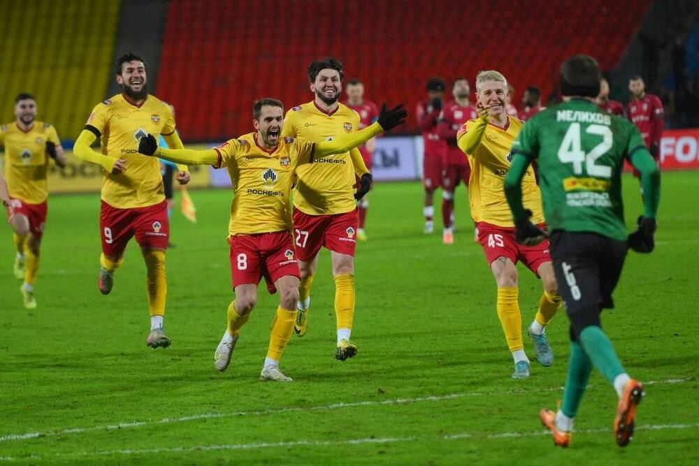    Тульский "Арсенал" прошел в следующую стадию кубка России по футболу / ФК "Арсенал" Тула