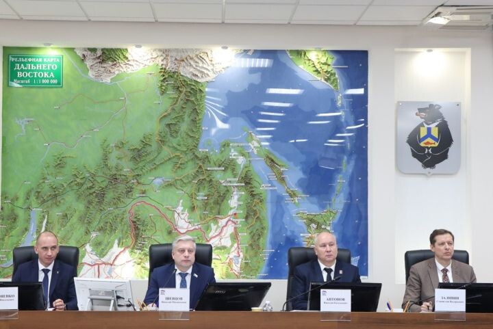    Фото:пресс-служба Законодательной Думы Хабаровского края